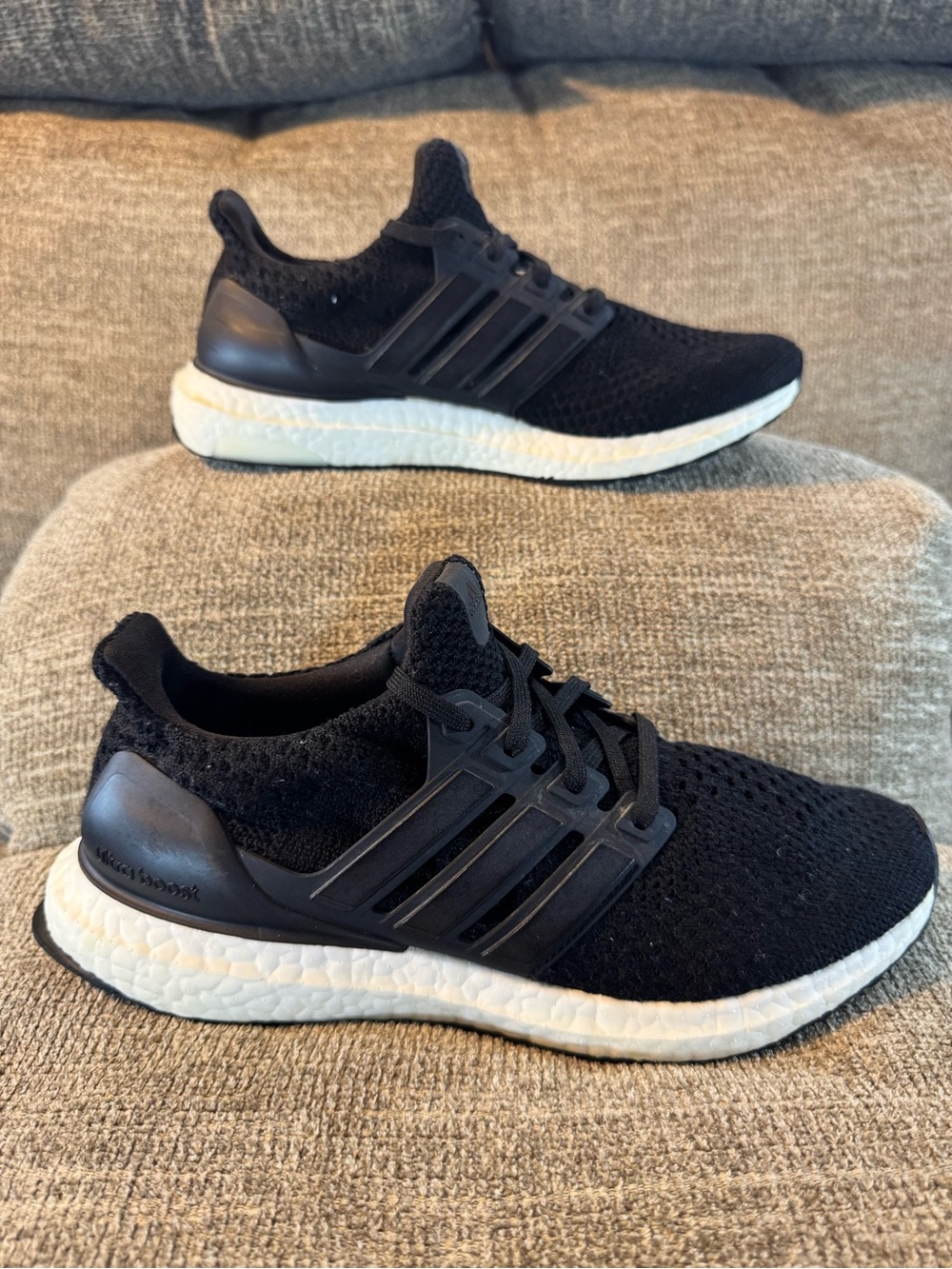 Adidas Ultraboost 1.0 Men’s running Shoes Black/White #YYJ606004 Size 7.5